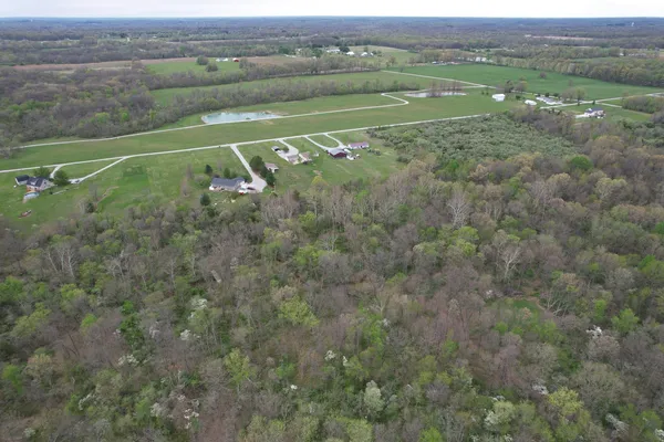 $218,000 | 16495 East Robin Road, Mount Vernon, IL 62864