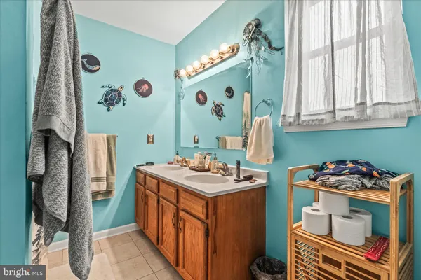 $215,000 | 3307 Glen Hollow Drive, Dover, PA 17315