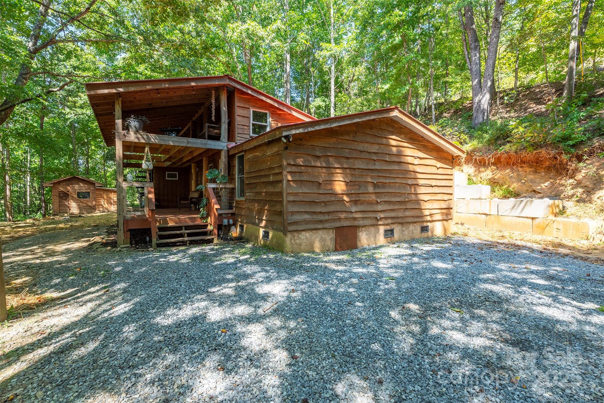 924 Old Fort Road Fairview, NC 28730 - Photo 9 of 39 Gallery Image 9