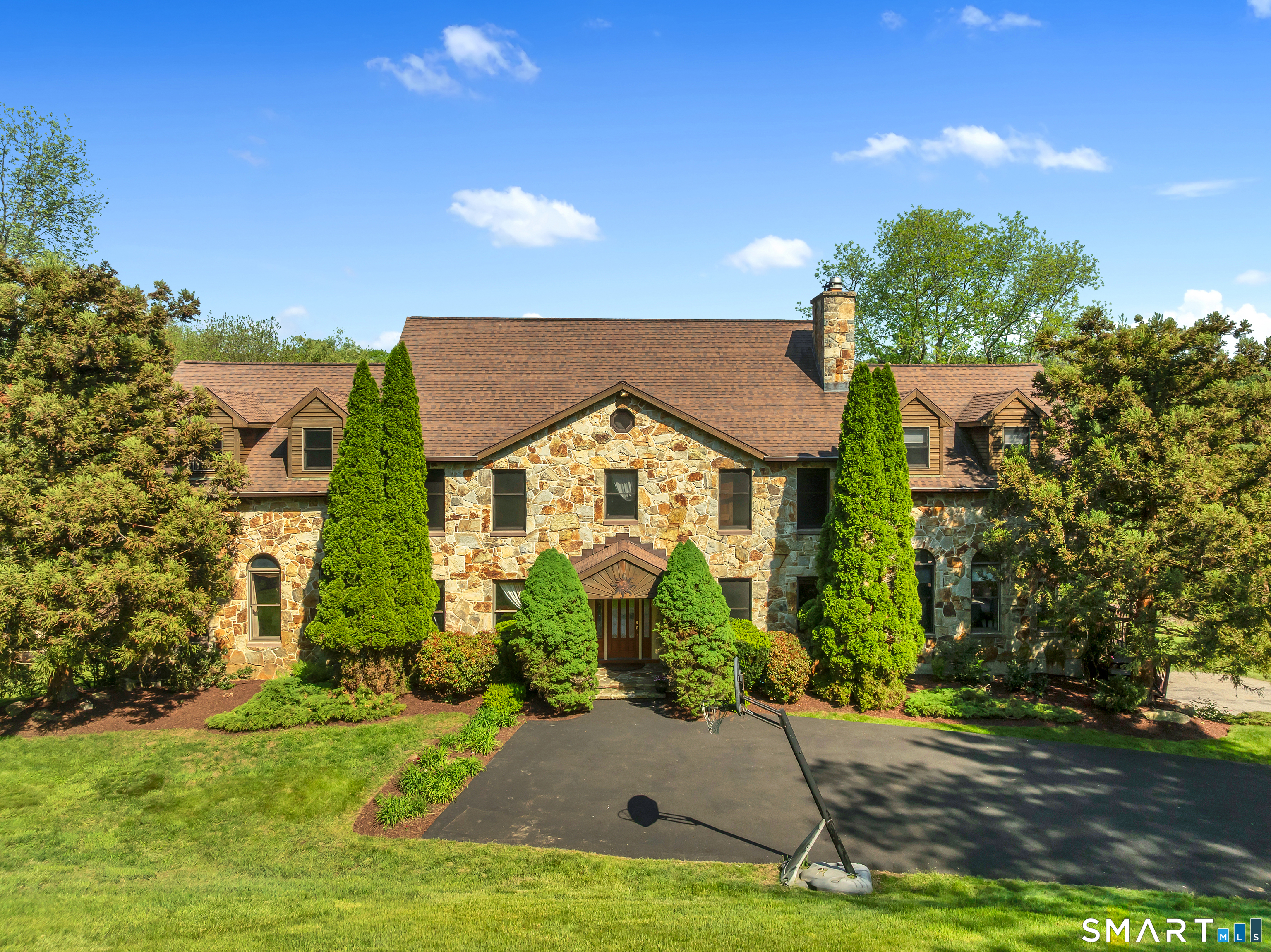 194 Quaker Farms Road Oxford, CT 06478 - Photo 1 of 40