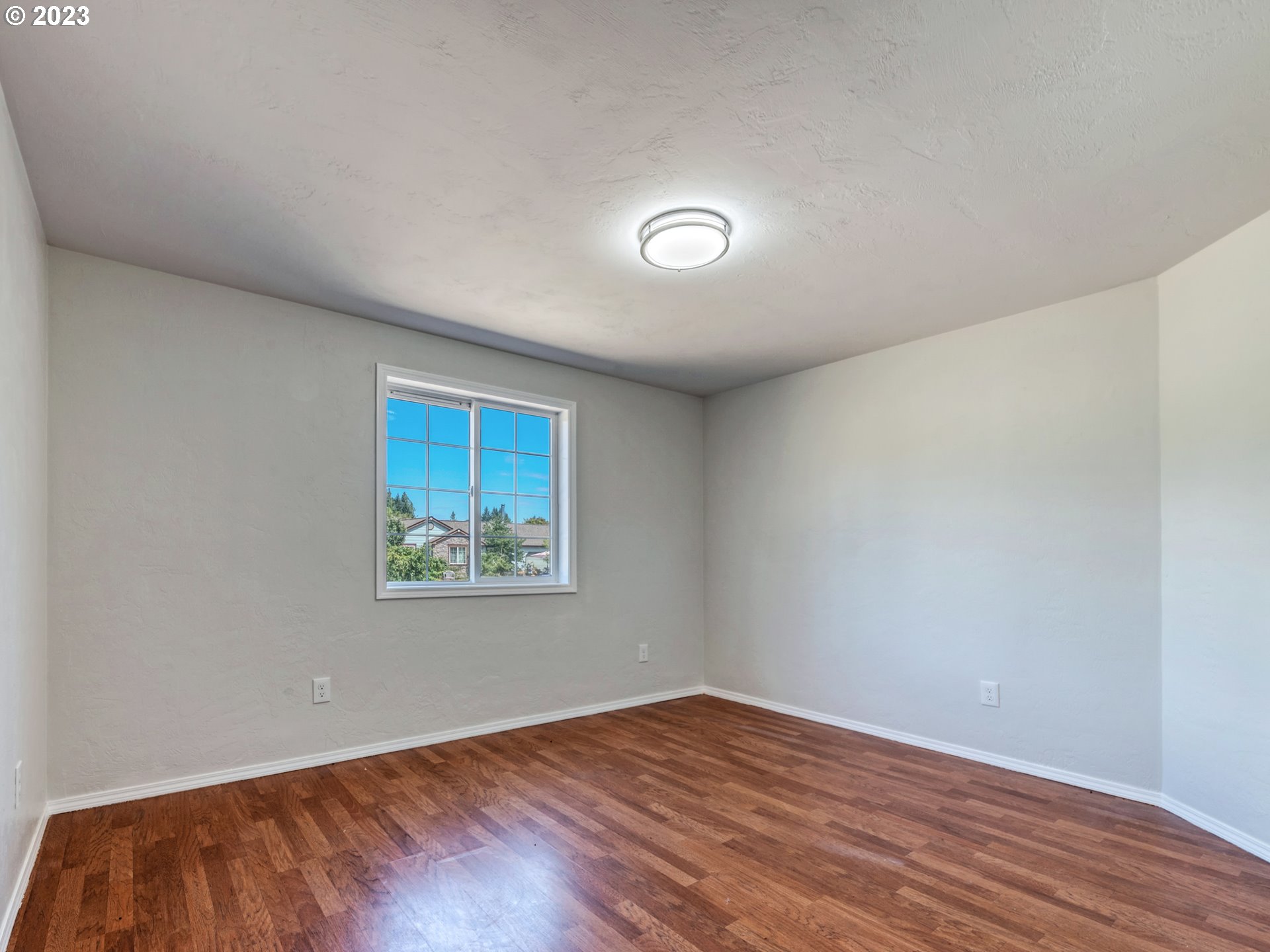 24882 Strike Street Veneta, OR 97487 - Photo 13 of 32