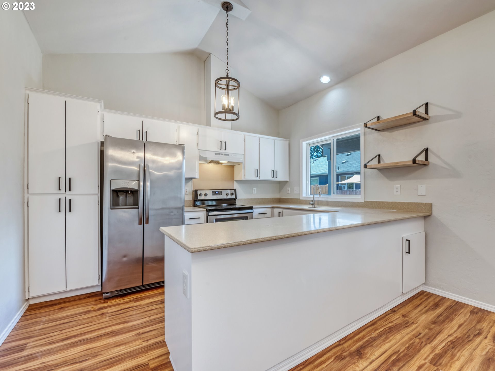 24882 Strike Street Veneta, OR 97487 - Photo 9 of 32