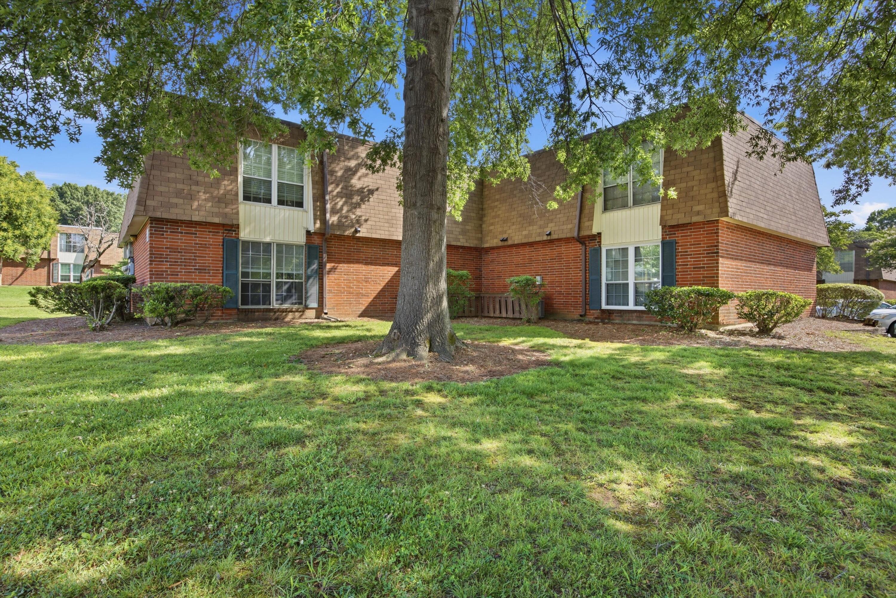 900 Mountain Creek Road, Unit Q264 Chattanooga, TN 37405 - Photo 19 of 23 19-900MtnCreekRd-AptQ264-19