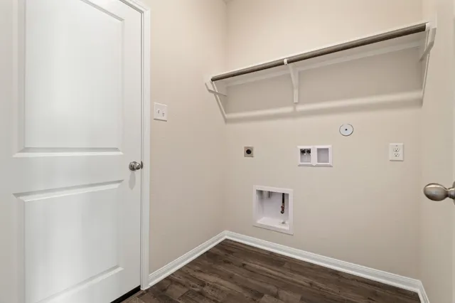 $265,900 | 329 Fastboy Lane, Waller, TX 77484