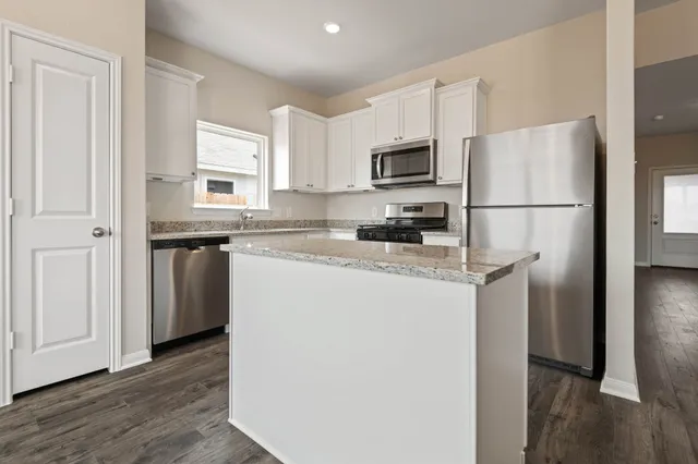 $265,900 | 329 Fastboy Lane, Waller, TX 77484