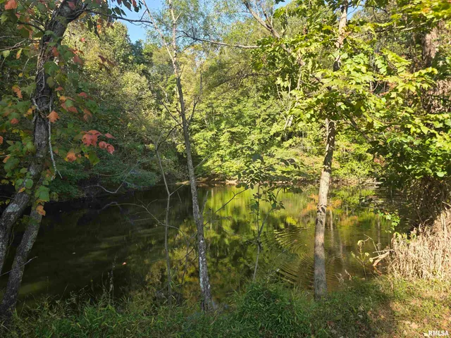 $978,000 | 19168 County Line Road, Jonesboro, IL 62952