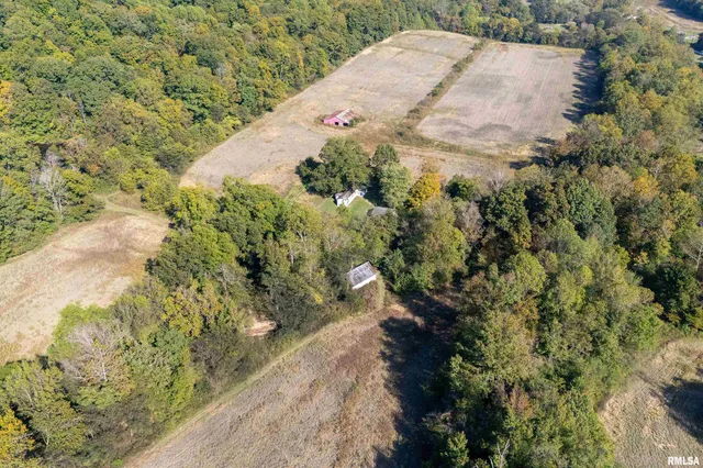 $978,000 | 19168 County Line Road, Jonesboro, IL 62952