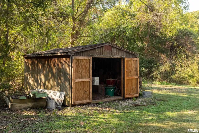 $978,000 | 19168 County Line Road, Jonesboro, IL 62952