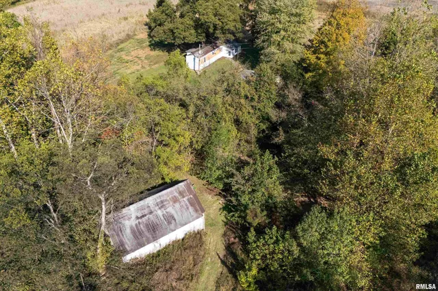 $978,000 | 19168 County Line Road, Jonesboro, IL 62952