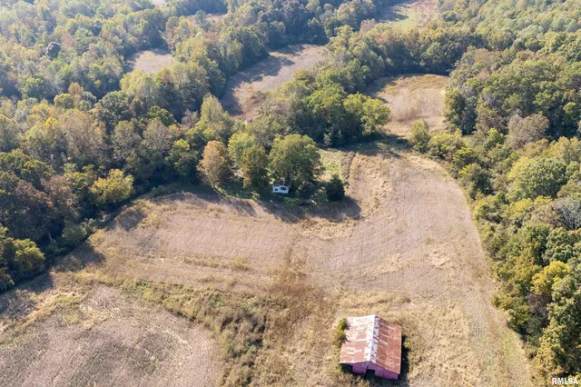 $978,000 | 19168 County Line Road, Jonesboro, IL 62952