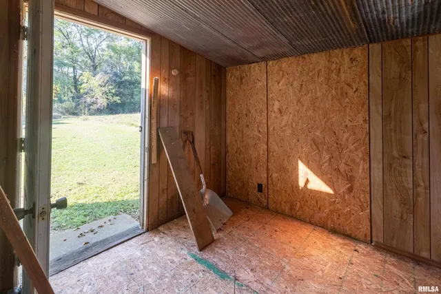 $978,000 | 19168 County Line Road, Jonesboro, IL 62952