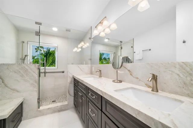 a view of washer and dryer in a utility room