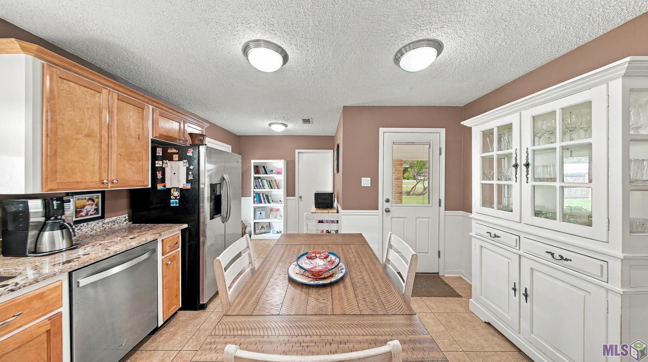 11271 Triche Road Gonzales, LA 70737 - Photo 4 of 27 Gallery Image 4
