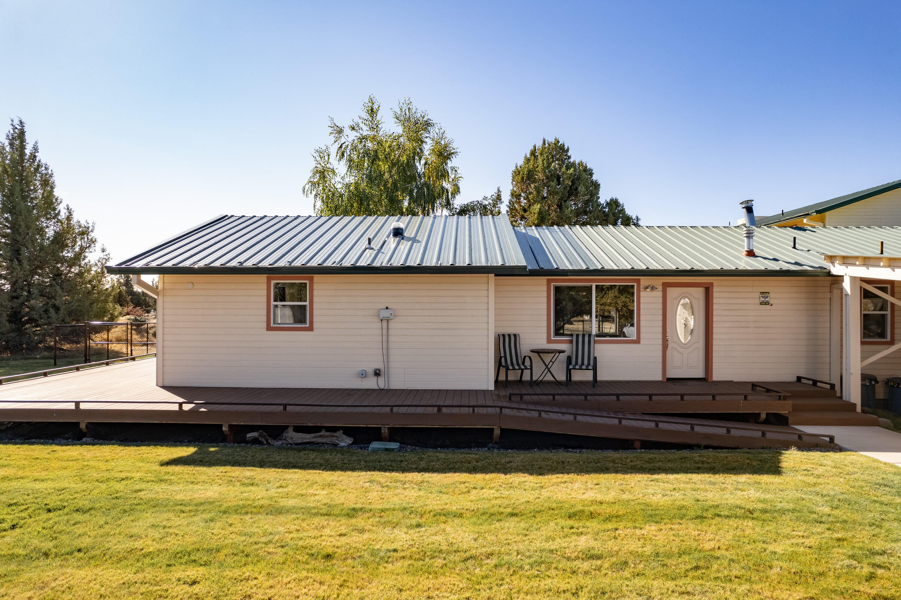 61530 Ward Road Bend, OR 97702 - Photo 4 of 43 ADU Front 1