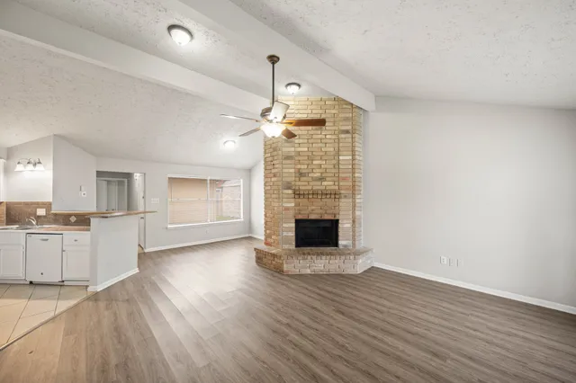 $1,650 | 19952 Stoney Haven Drive, Cypress, TX 77433