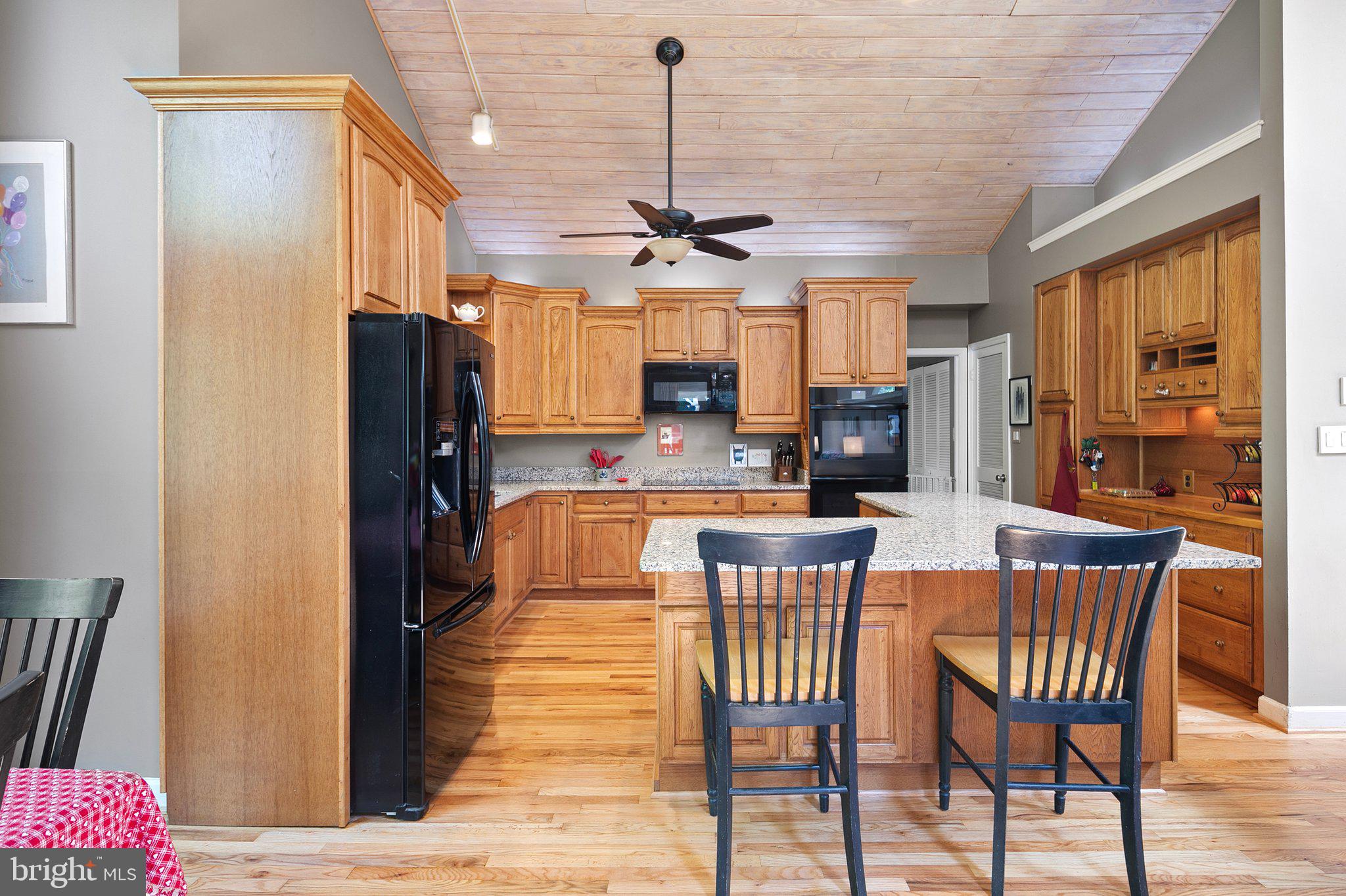 6535 Rimrock Road New Market, MD 21774 - Photo 4 of 50 Large kitchen