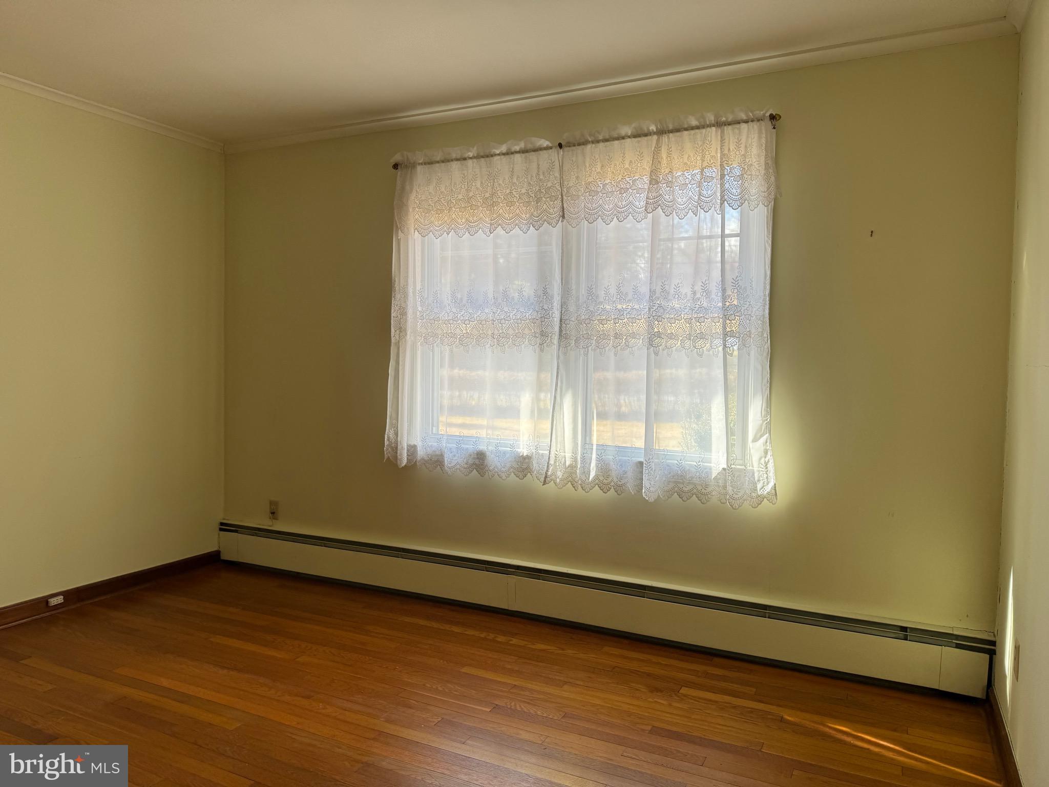 217 Sidney Road Pittstown, NJ 08867 - Photo 12 of 32