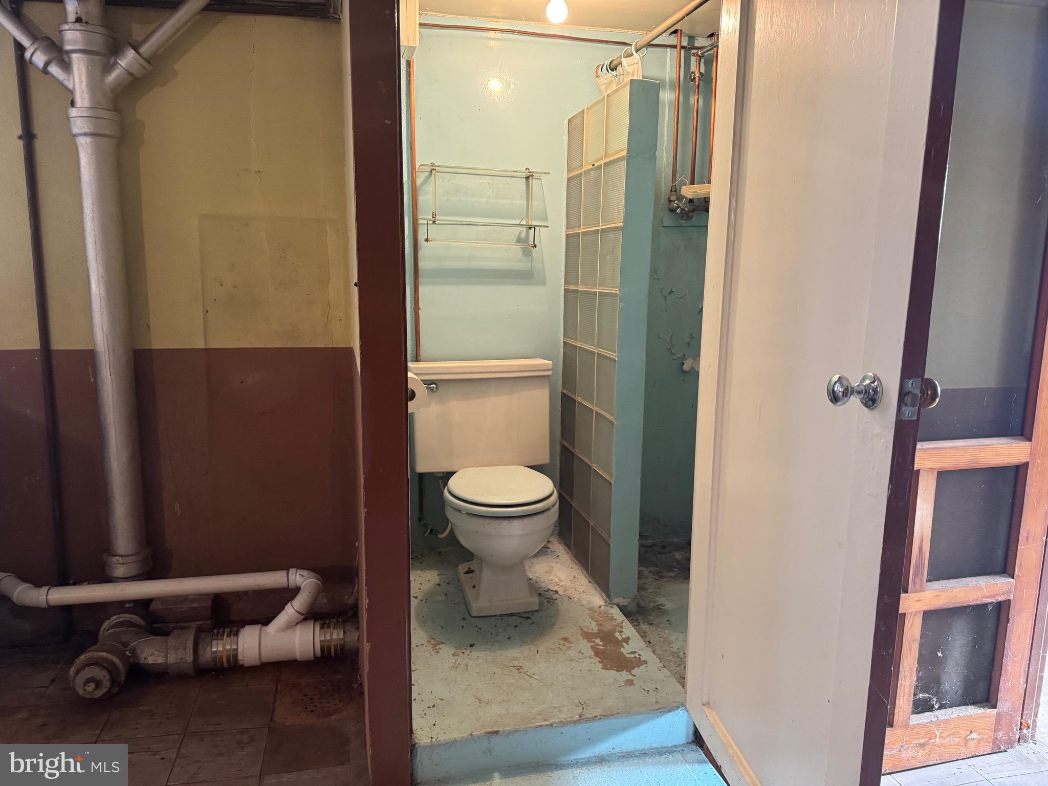 217 Sidney Road Pittstown, NJ 08867 - Photo 18 of 32