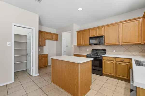 $410,000 | 125 Pine Cove, Kyle, TX 78640