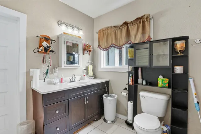 $299,000 | 103 Houghton Street, Ione, WA 99139