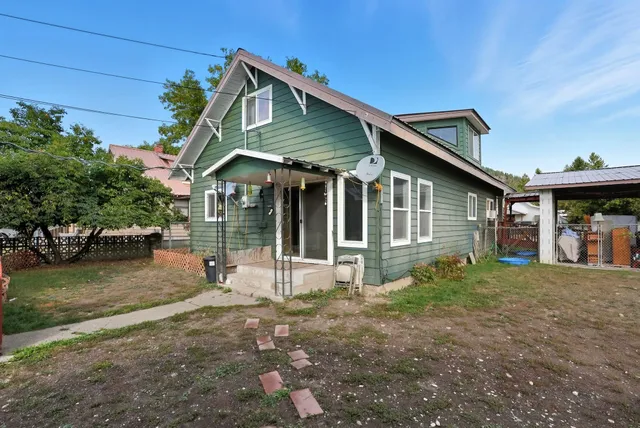 $299,000 | 103 Houghton Street, Ione, WA 99139