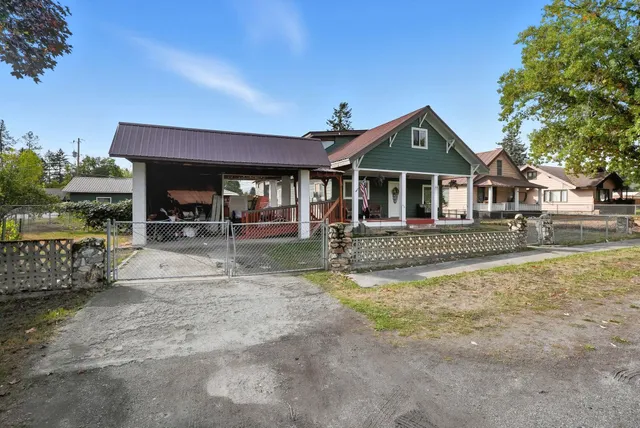 $299,000 | 103 Houghton Street, Ione, WA 99139