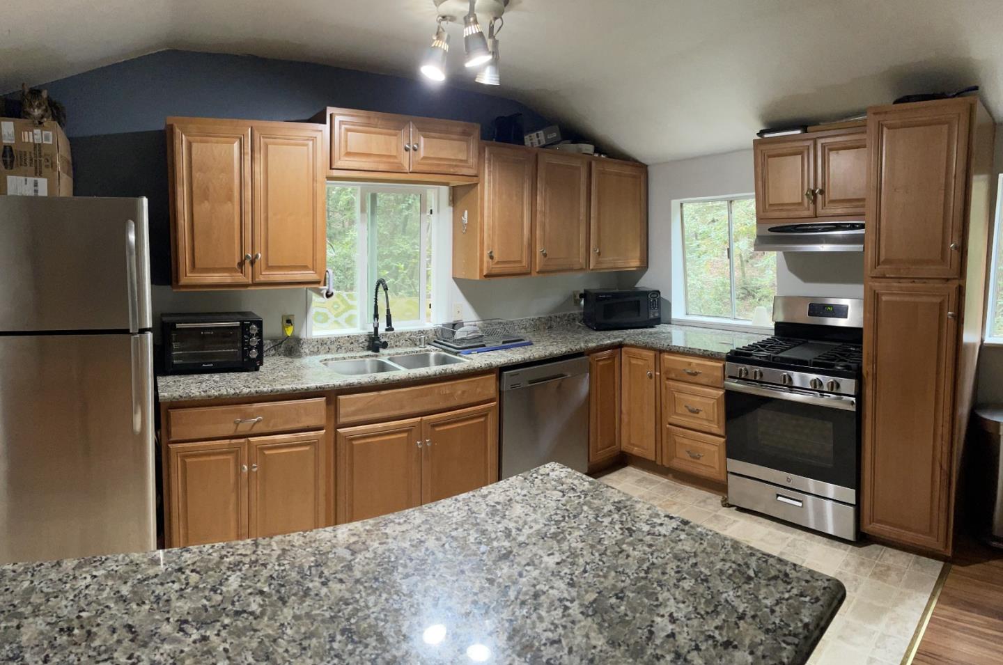 12677 Lompico Road Felton, CA 95018 - Photo 4 of 33 Gallery Image 4