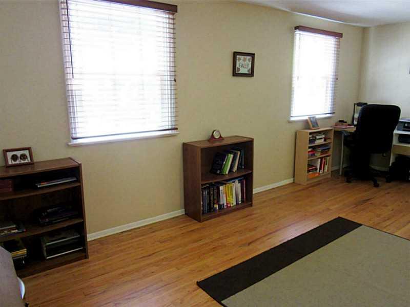 788 Scrubgrass Road Mt. Lebanon, PA 15243 - Photo 21 of 25 Bedroom.