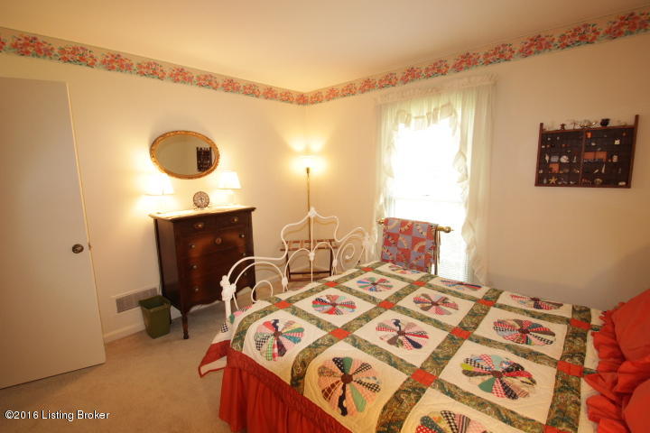 501 Moser Road Louisville, KY 40243 - Photo 30 of 40 IMG_2381
