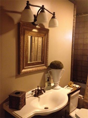 10 Kingsbury Road Norfolk, MA 02056 - Photo 14 of 29 Gallery Image 14