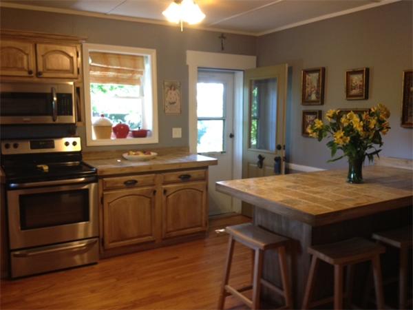 10 Kingsbury Road Norfolk, MA 02056 - Photo 4 of 29 Gallery Image 4
