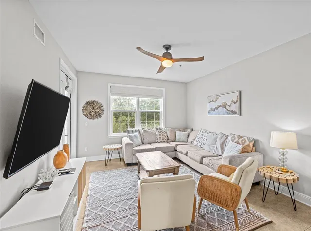 $3,500 | 104 Village Boulevard, Unit 625, Santa Rosa Beach, FL 32459