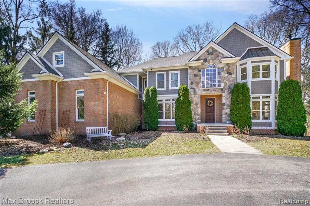 2950 Eastways Road Bloomfield Hills, MI 48304 - Photo 2 of 26