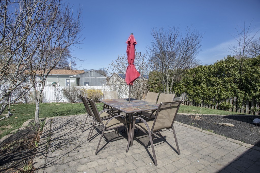 46 Redwood Road Somerset, MA 02726 - Photo 11 of 13 Gallery Image 11