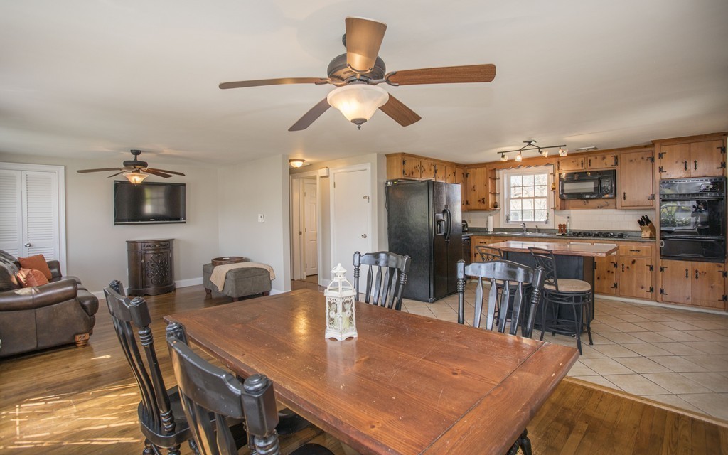46 Redwood Road Somerset, MA 02726 - Photo 5 of 13 Gallery Image 5
