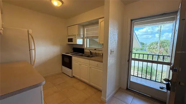 $1,350 | 2845 Magdalina Drive, Unit 3, Punta Gorda, FL 33950
