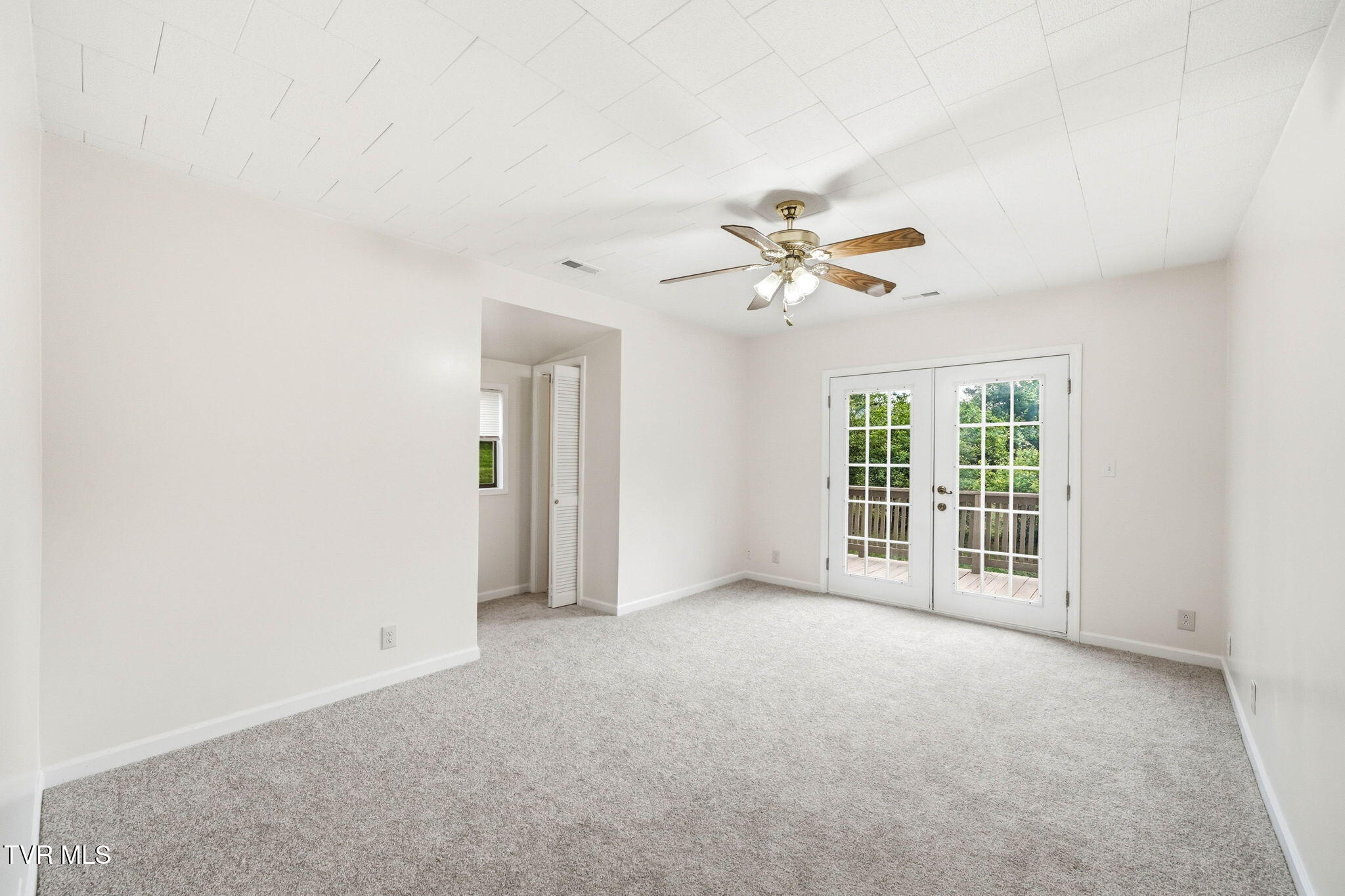 737 Lower Stone Mountain Road Unicoi, TN 37692 - Photo 17 of 34 9-web-or-mls-737 Lower Stone Mtn-17