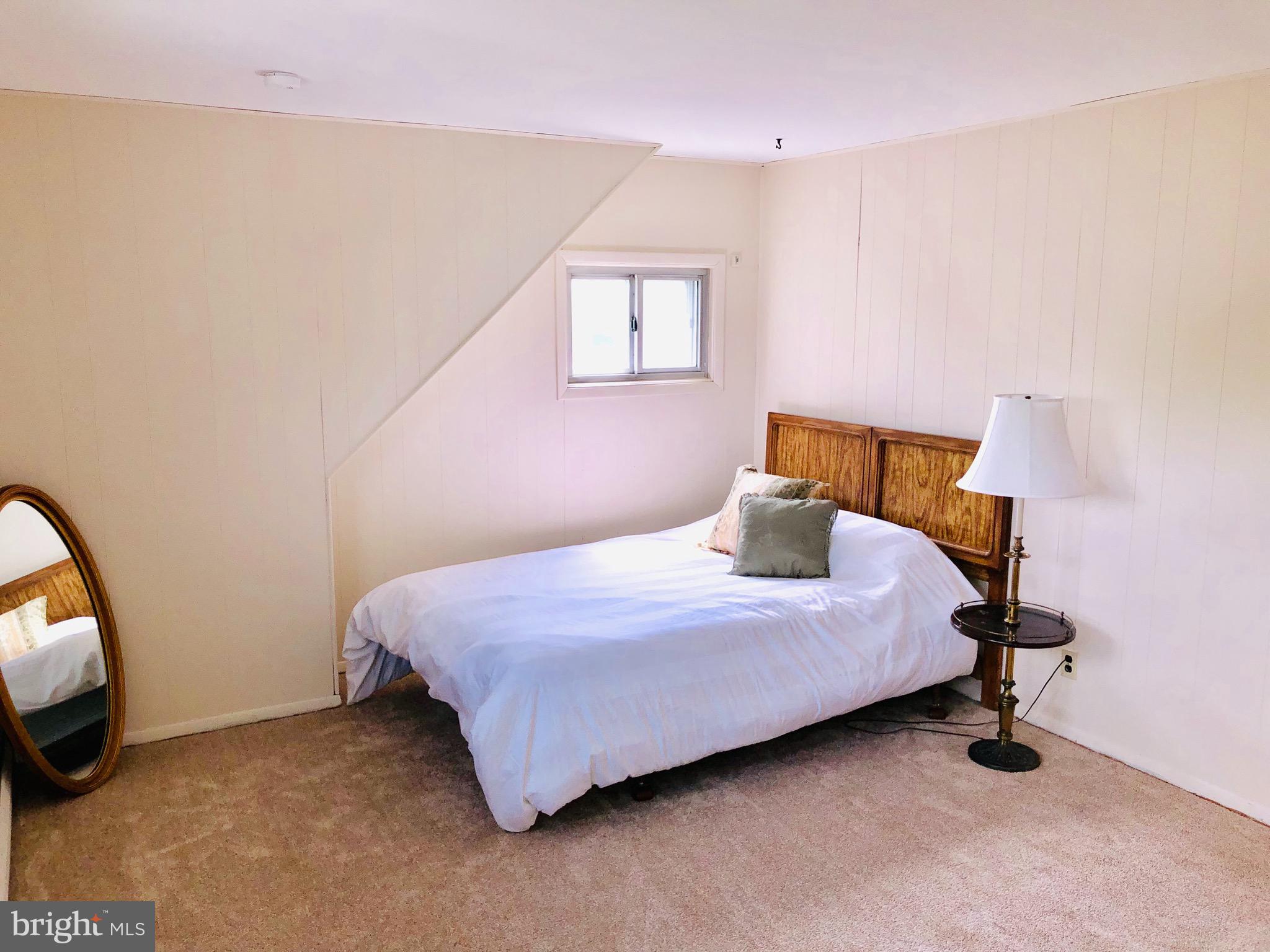 26 Four Leaf Road Levittown, PA 19056 - Photo 12 of 16