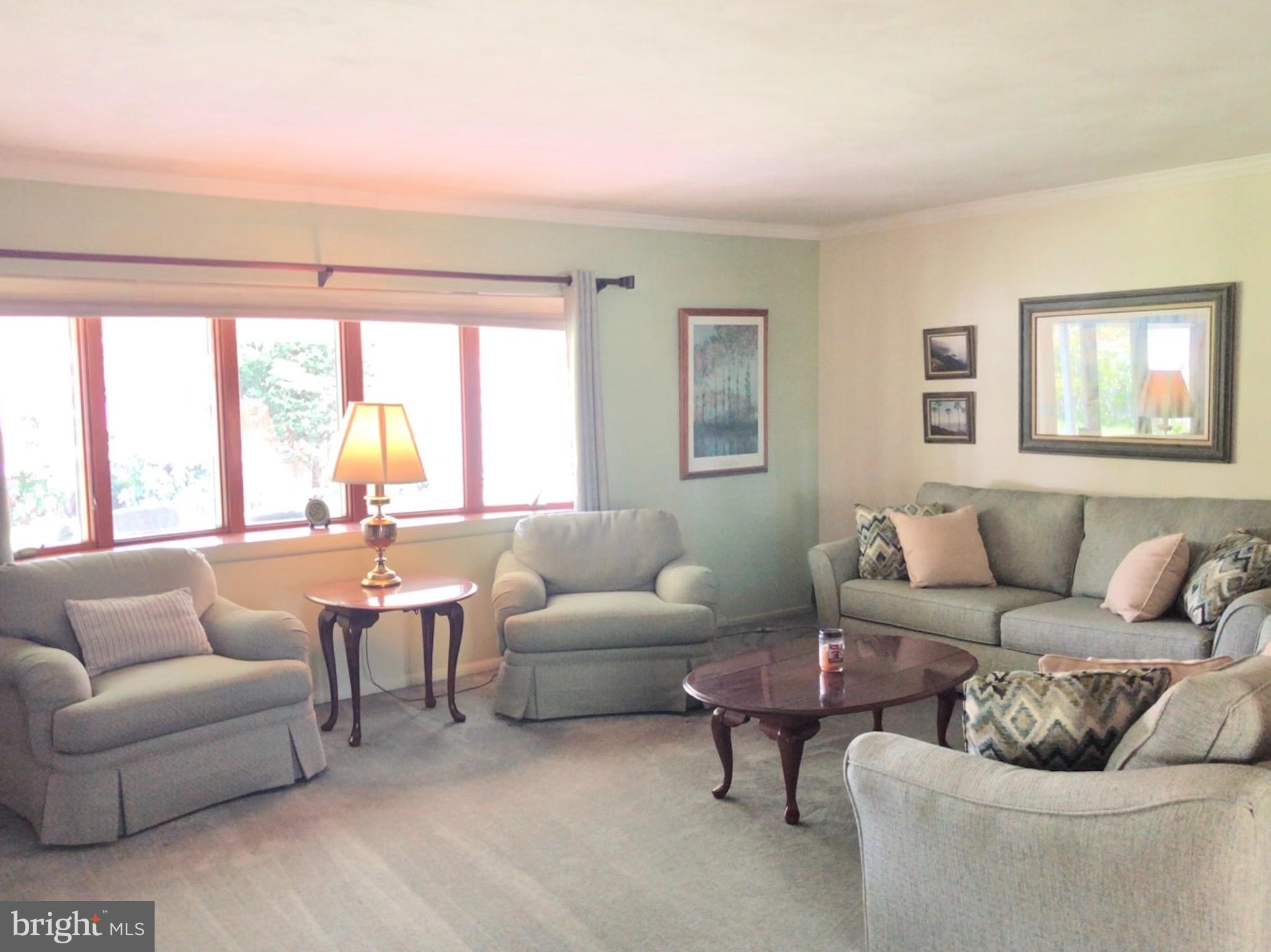 26 Four Leaf Road Levittown, PA 19056 - Photo 7 of 16