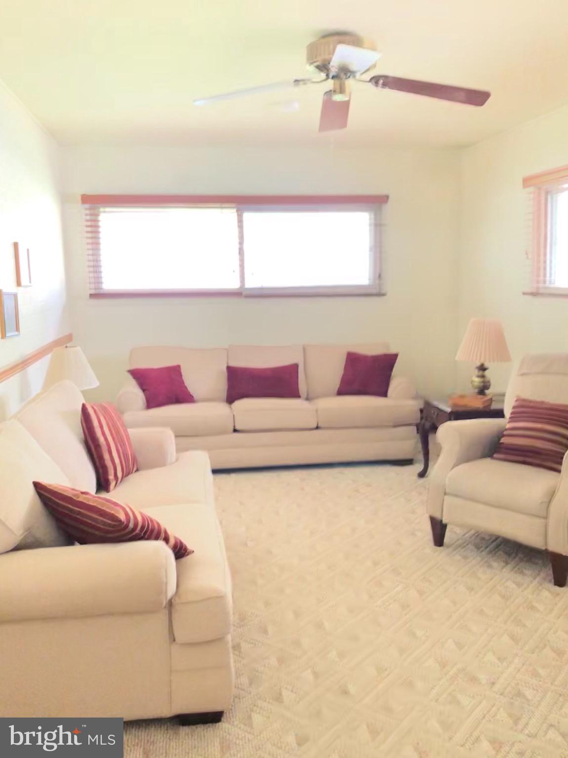 26 Four Leaf Road Levittown, PA 19056 - Photo 8 of 16