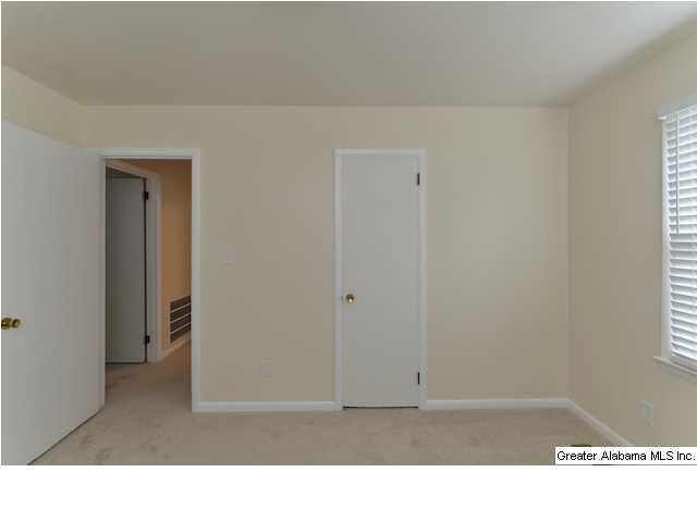 1966 Brewster Road Birmingham, AL 35235 - Photo 23 of 32