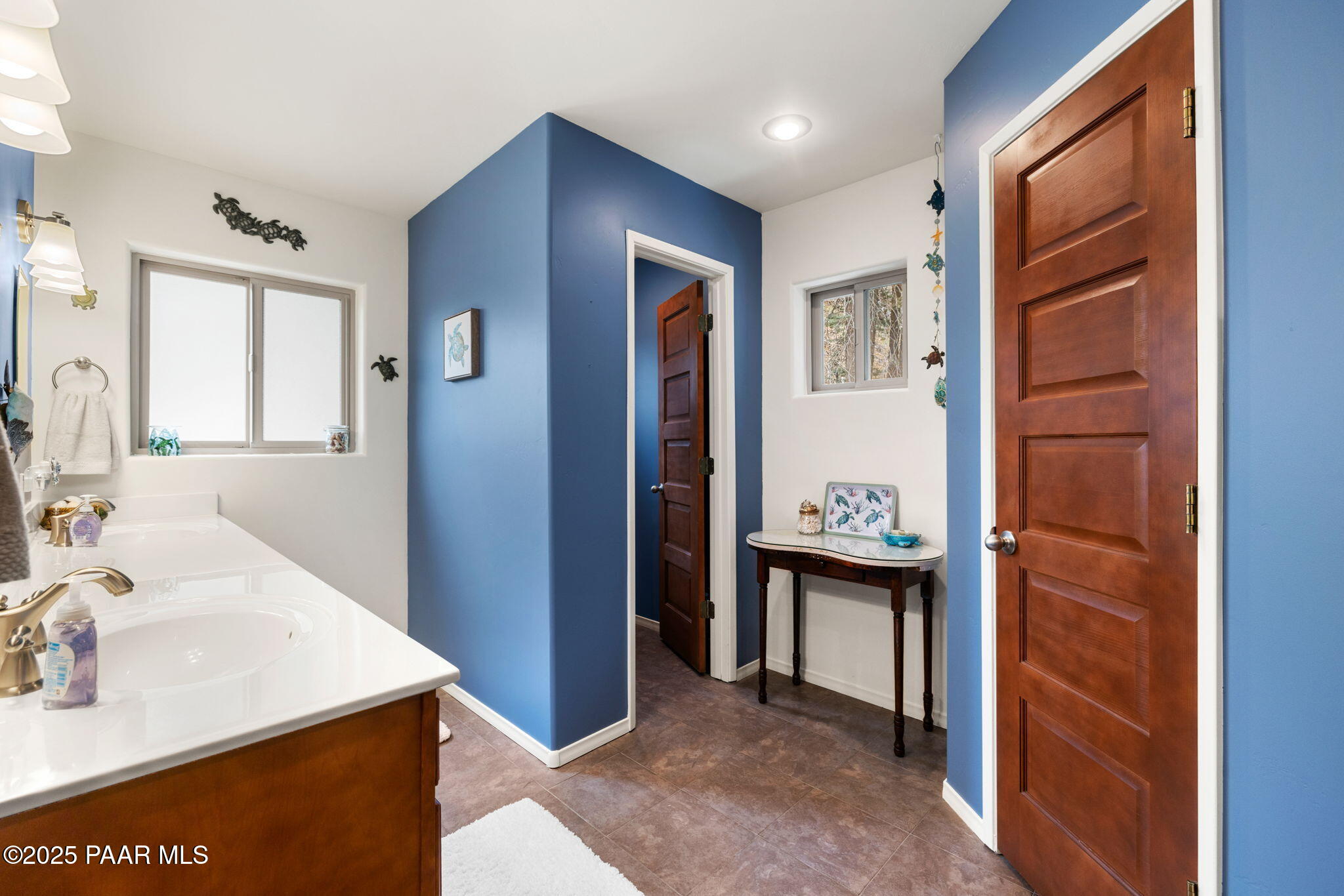 3715 East Walker Road Prescott, AZ 86303 - Photo 25 of 41 Primary Bathroom