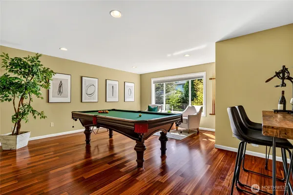 $1,800,000 | 2401 Lyons Avenue Northeast, Renton, WA 98059