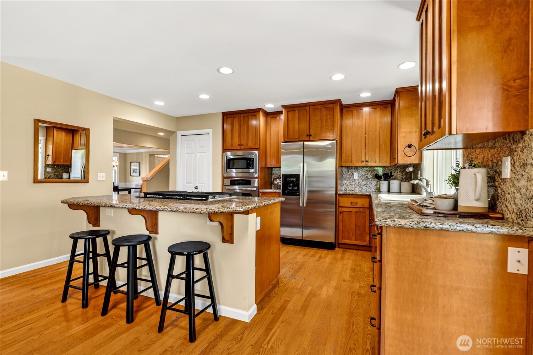 2401 Lyons Avenue Northeast Renton, WA 98059 - Photo 10 of 35