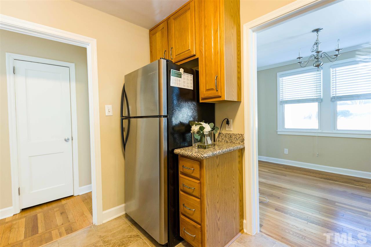 2805 Oberlin Road Raleigh, NC 27608 - Photo 14 of 30