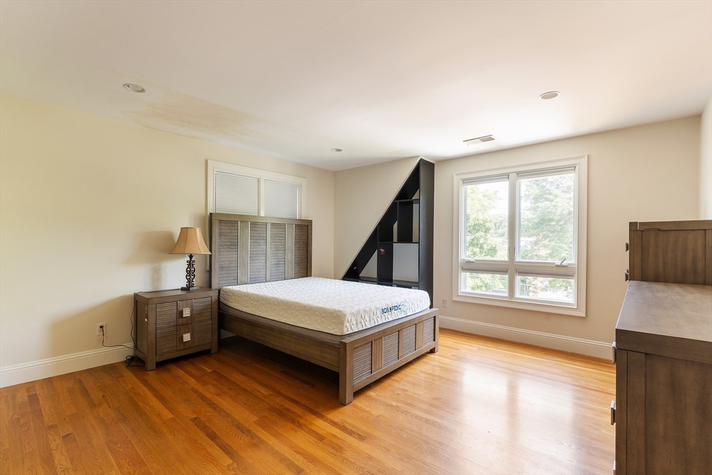 103 Levbert Road, Unit 103 Newton, MA 02459 - Photo 20 of 39