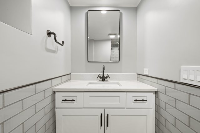 1423 West Rascher Avenue Chicago, IL 60640 - Photo 34 of 43 Gallery Image 34