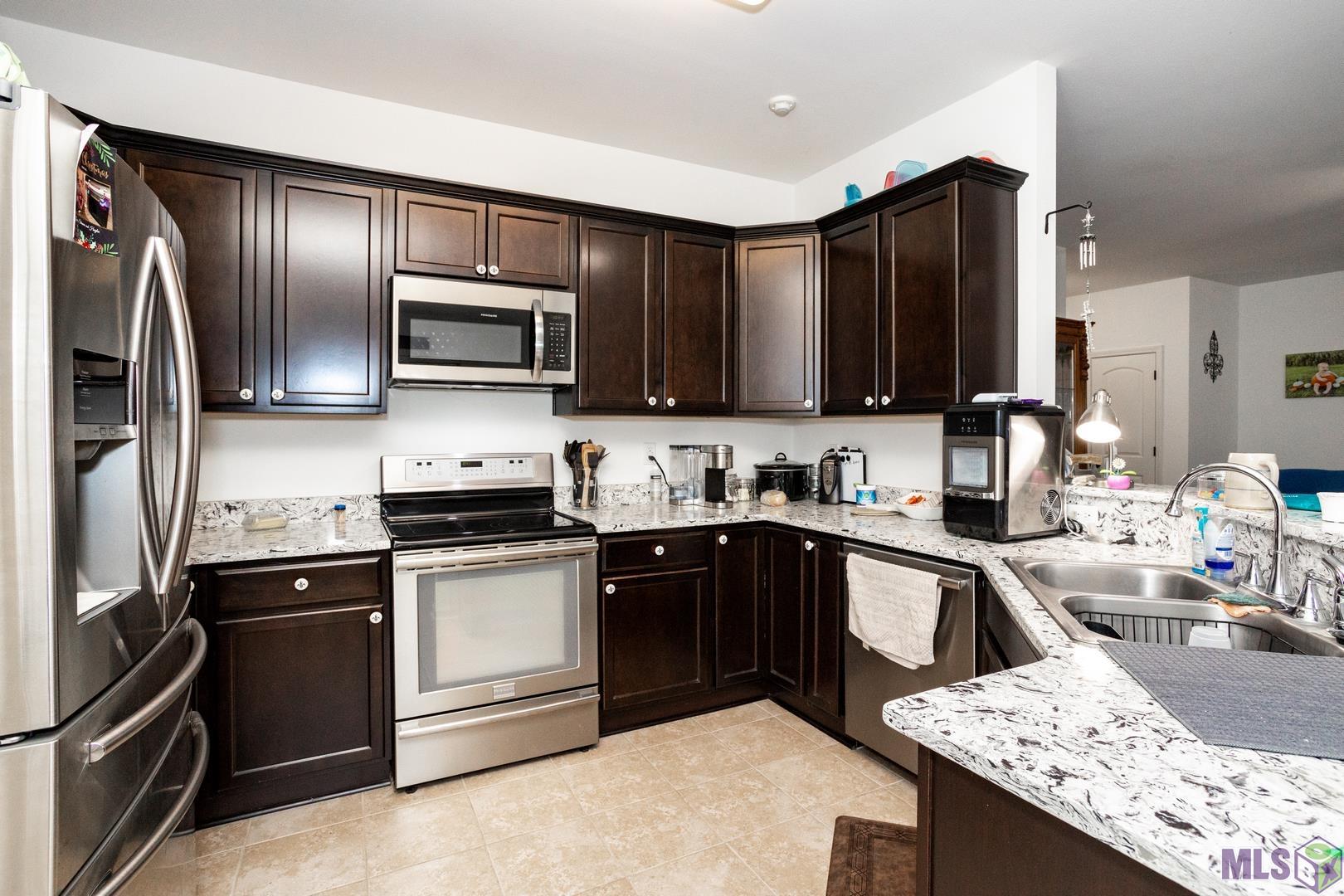 4289 Boulevard Acadien Addis, LA 70710 - Photo 5 of 28 Gallery Image 5
