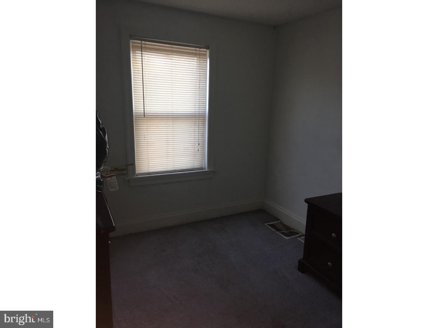 1027 Ironside Road Camden, NJ 08104 - Photo 9 of 10 Bedroom 3