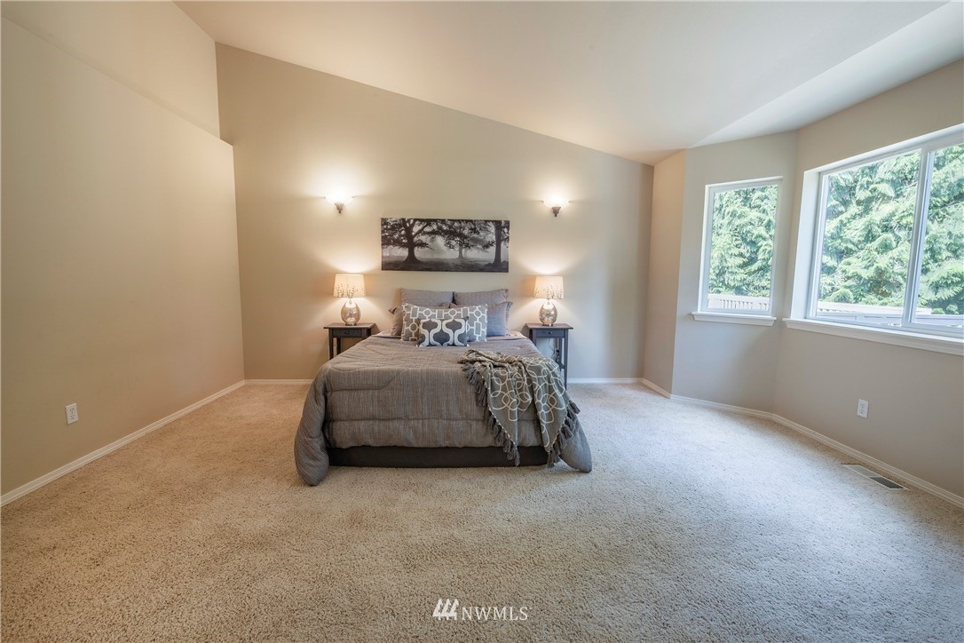 9254 Sidney Road Southwest Port Orchard, WA 98367 - Photo 12 of 34 Gallery Image 12